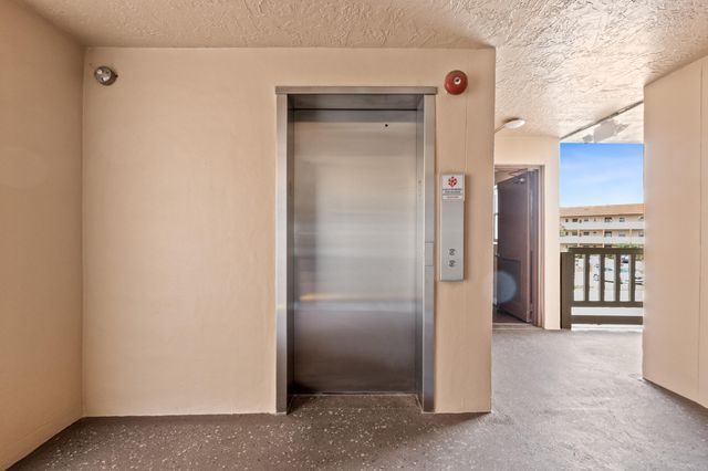 9350 Sunrise Lakes Boulevard 205, Sunrise, FL 33322