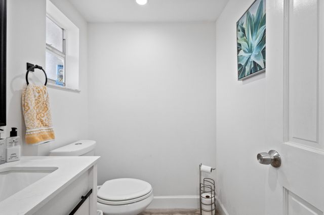 9350 Sunrise Lakes Boulevard 205, Sunrise, FL 33322