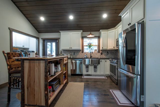 1220 Burger Road, Murphy, NC 28906