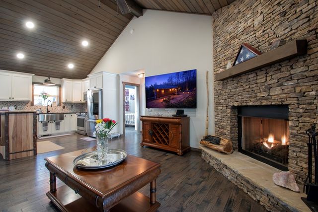 1220 Burger Road, Murphy, NC 28906