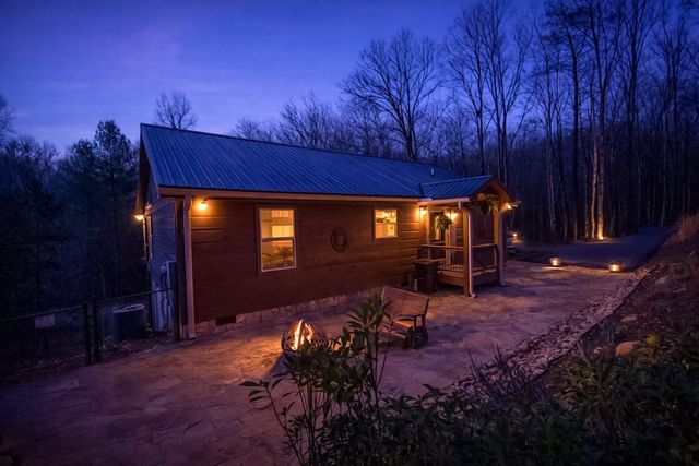 1220 Burger Road, Murphy, NC 28906