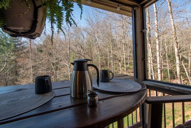 1220 Burger Road, Murphy, NC 28906