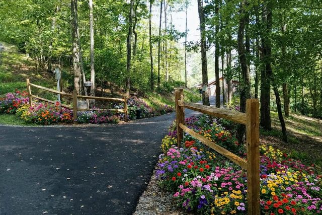 1220 Burger Road, Murphy, NC 28906