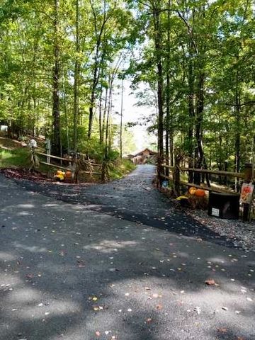 1220 Burger Road, Murphy, NC 28906