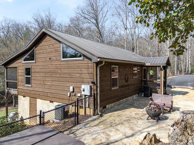 1220 Burger Road, Murphy, NC 28906