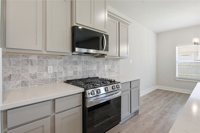 905 Fork Court, College Station, TX 77845