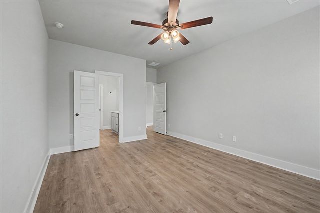 905 Fork Court, College Station, TX 77845