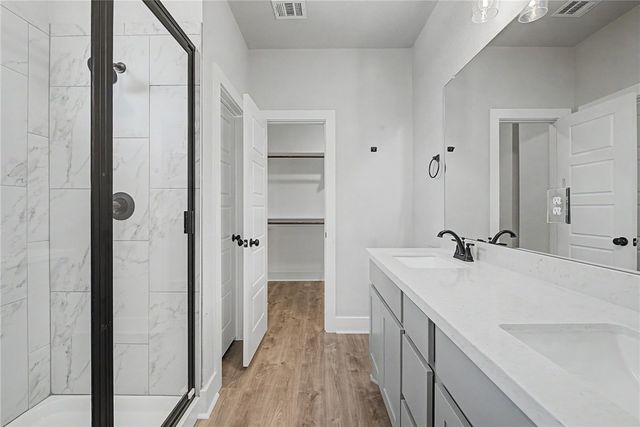 905 Fork Court, College Station, TX 77845
