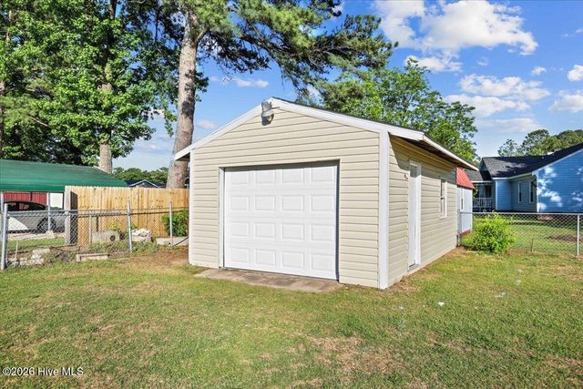 101 Waters Circle, Goldsboro, NC 27534