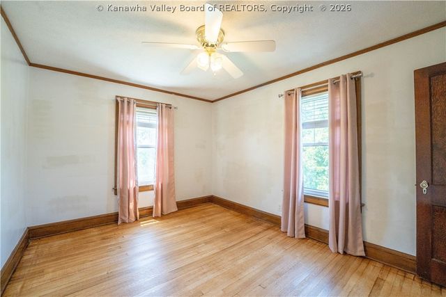929 Greendale Drive, Charleston, WV 25302