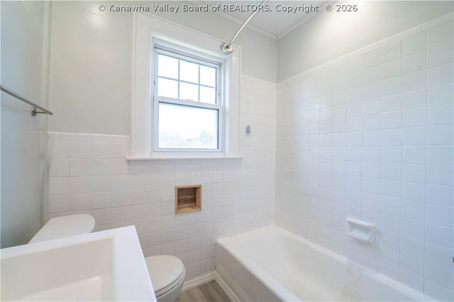 929 Greendale Drive, Charleston, WV 25302