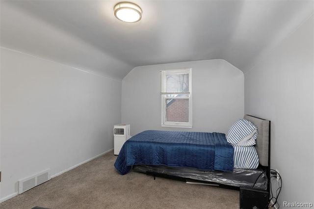 13542 Dolphin Street, Detroit, MI 48223