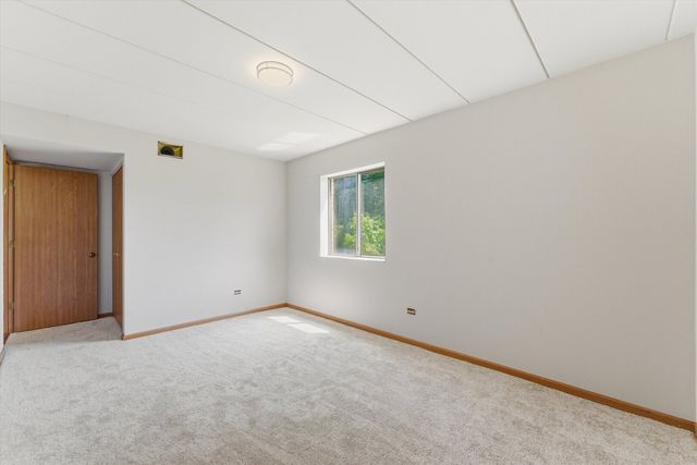 13248 W Circle Drive Parkway 405, Crestwood, IL 60418