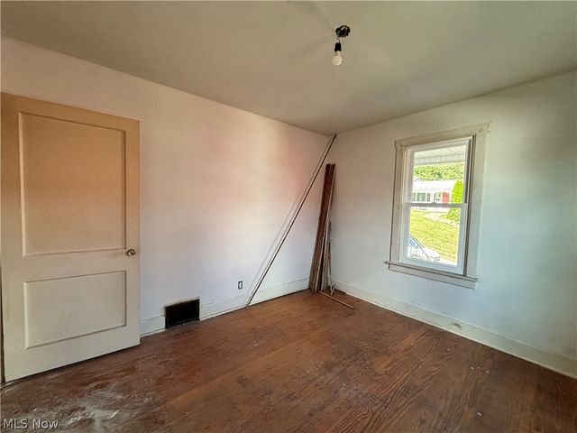 809 Garfield Avenue, Marietta, OH 45750