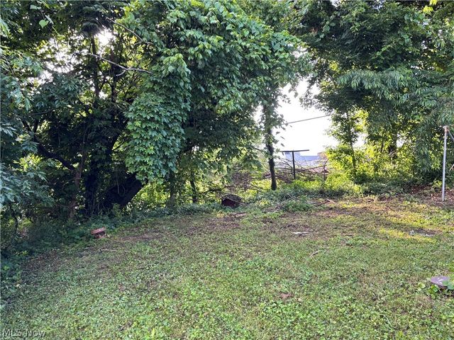 809 Garfield Avenue, Marietta, OH 45750
