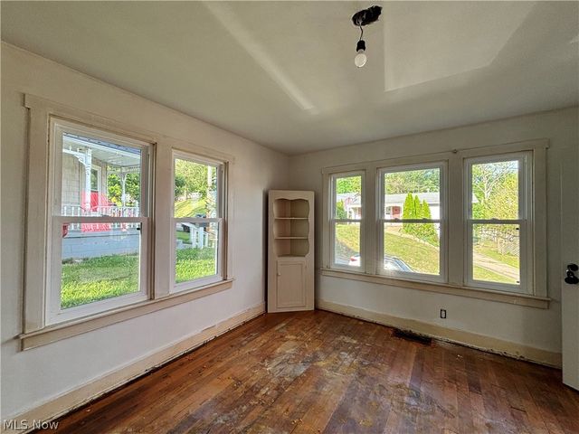 809 Garfield Avenue, Marietta, OH 45750