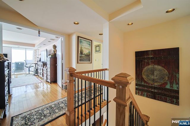 200 Old Palisade Road 16E, Fort Lee, NJ 07024