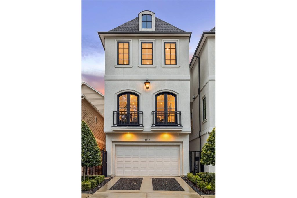 1712 Michigan Street, Houston, TX 77006