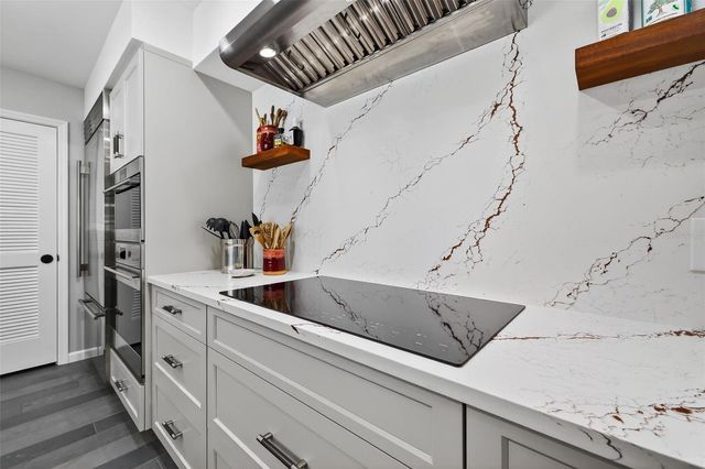 8407 MILLWOOD DRIVE, Tampa, FL 33615