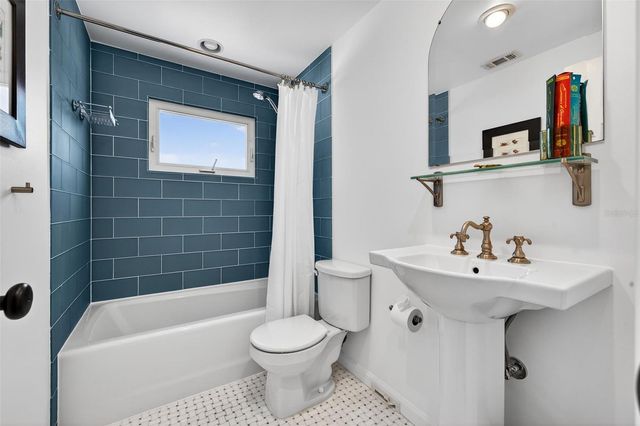 8407 MILLWOOD DRIVE, Tampa, FL 33615