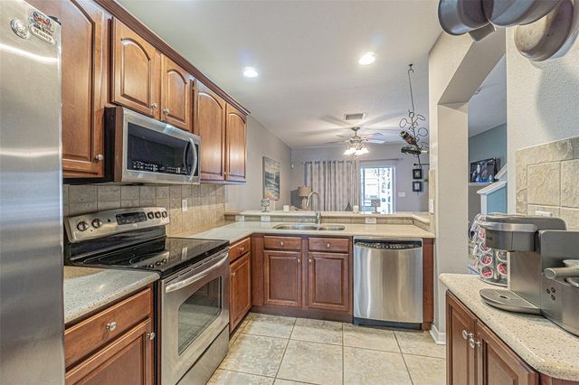 12323 HEALEY SUMMIT LANE, Riverview, FL 33579