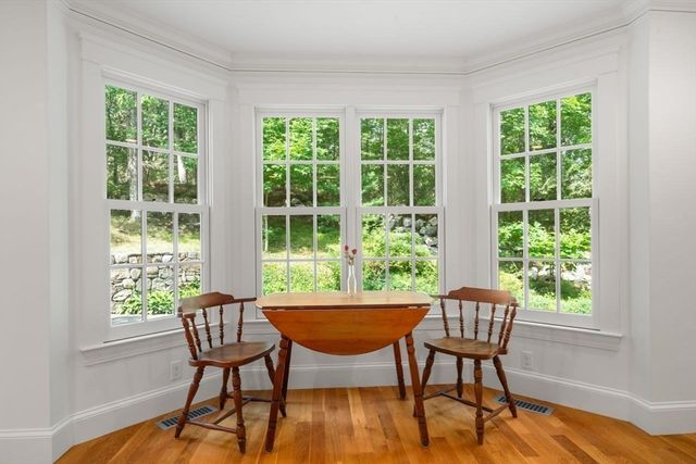 32 Perry Lane, Weston, MA 02493