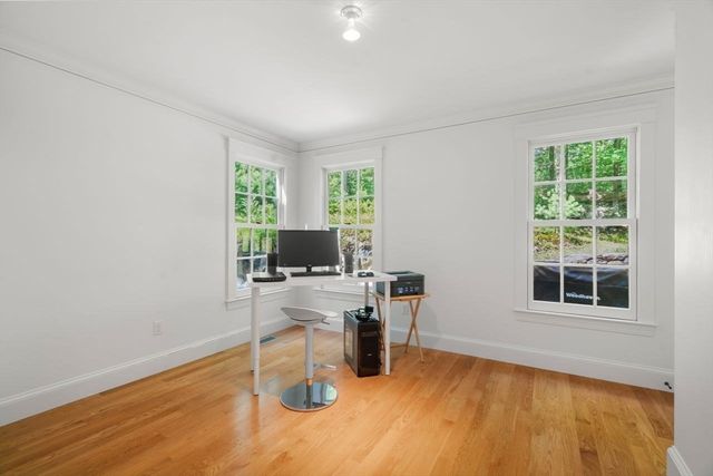 32 Perry Lane, Weston, MA 02493