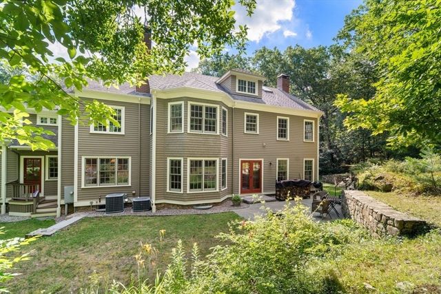 32 Perry Lane, Weston, MA 02493
