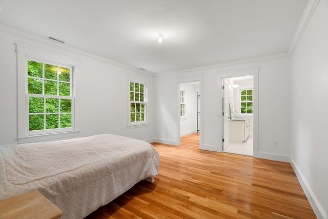 32 Perry Lane, Weston, MA 02493
