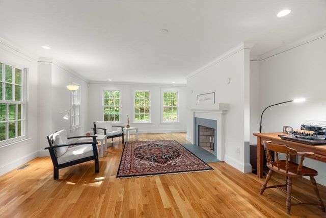 32 Perry Lane, Weston, MA 02493