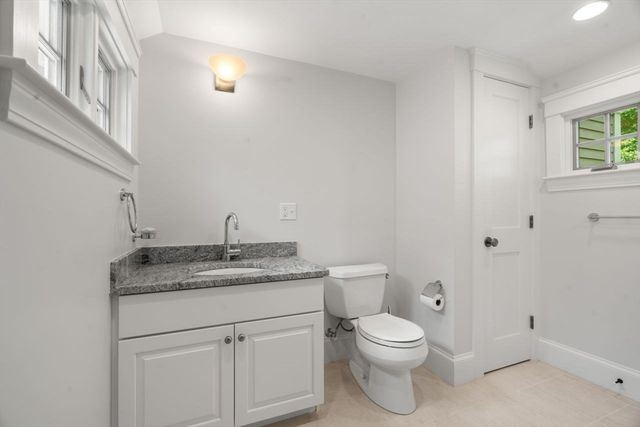 32 Perry Lane, Weston, MA 02493