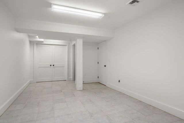32 Perry Lane, Weston, MA 02493