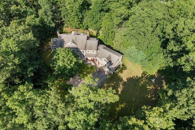 32 Perry Lane, Weston, MA 02493