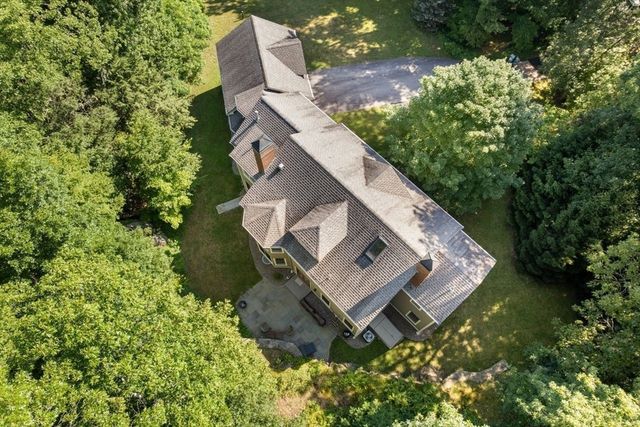 32 Perry Lane, Weston, MA 02493
