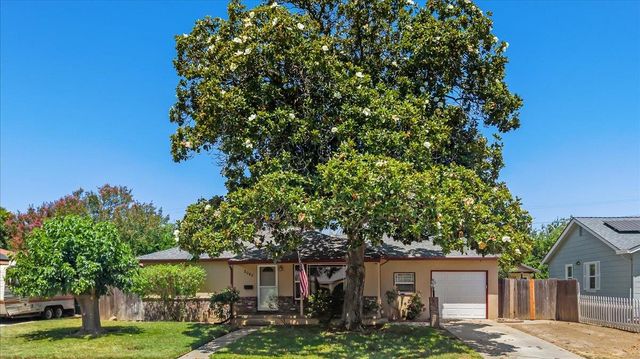 2065 Christina Ave, Stockton, CA 95204