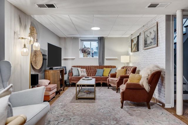 3409 Birch STREET, La Crosse, WI 54601