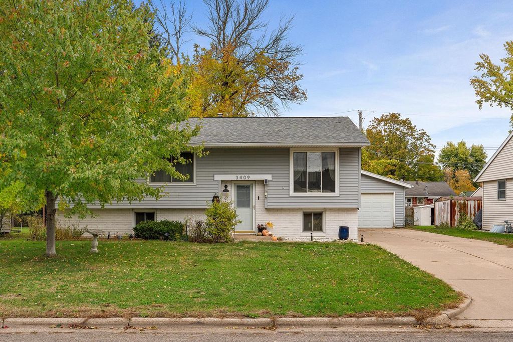 3409 Birch STREET, La Crosse, WI 54601
