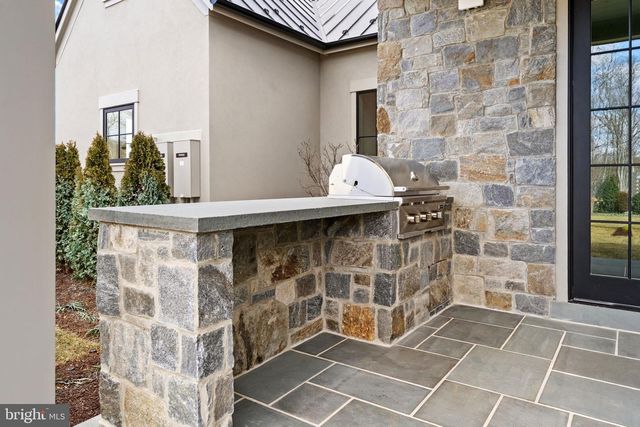 1 FOXTROT KNOLL LN, Middleburg, VA 20117