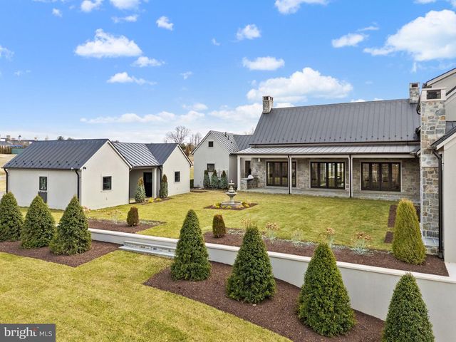 1 FOXTROT KNOLL LN, Middleburg, VA 20117