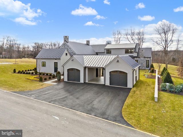 1 FOXTROT KNOLL LN, Middleburg, VA 20117