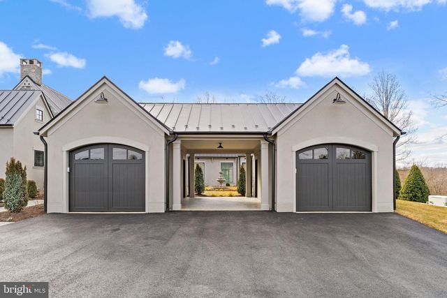 1 FOXTROT KNOLL LN, Middleburg, VA 20117