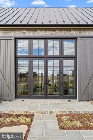 1 FOXTROT KNOLL LN, Middleburg, VA 20117