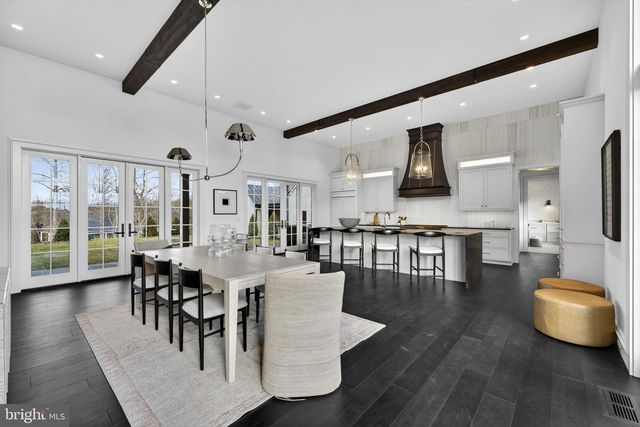 1 FOXTROT KNOLL LN, Middleburg, VA 20117