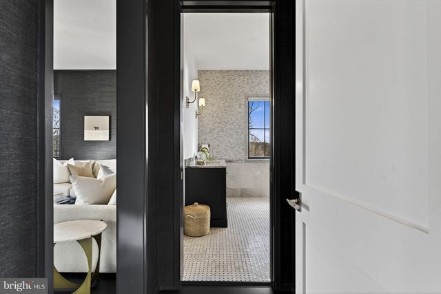 1 FOXTROT KNOLL LN, Middleburg, VA 20117