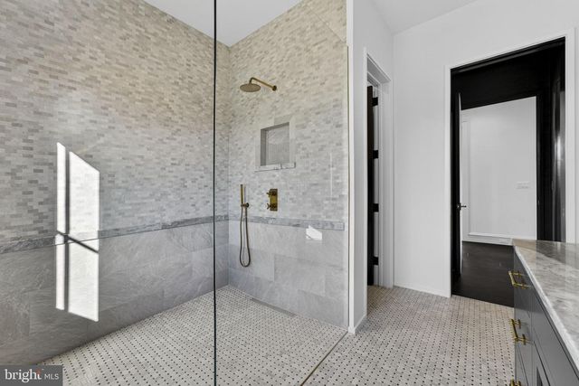 1 FOXTROT KNOLL LN, Middleburg, VA 20117