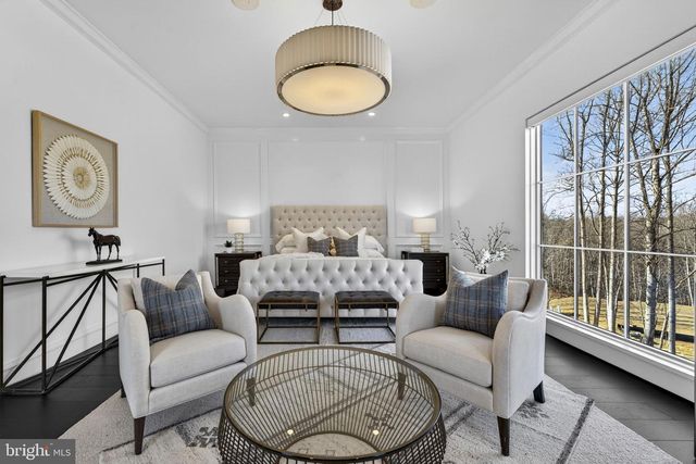 1 FOXTROT KNOLL LN, Middleburg, VA 20117