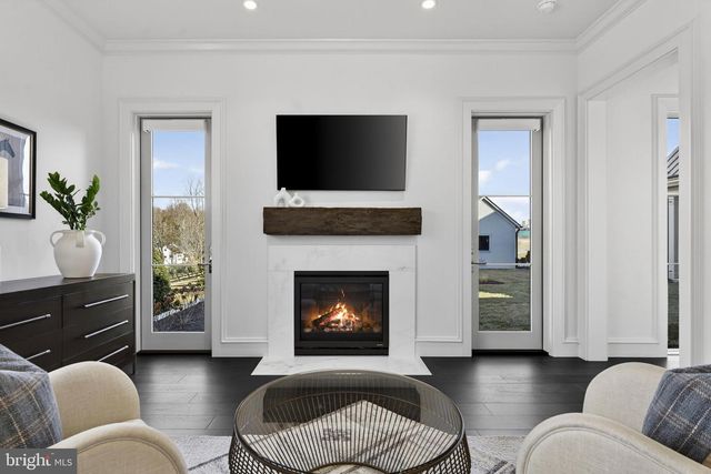 1 FOXTROT KNOLL LN, Middleburg, VA 20117