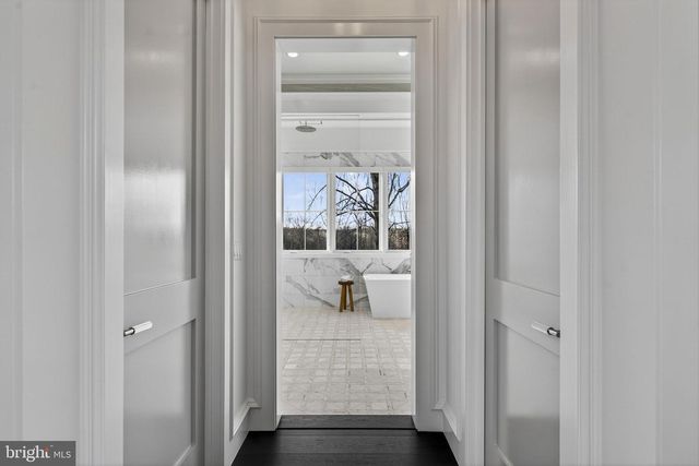 1 FOXTROT KNOLL LN, Middleburg, VA 20117