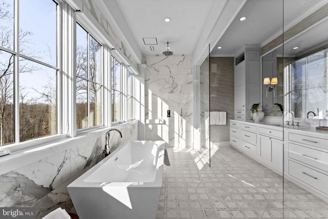 1 FOXTROT KNOLL LN, Middleburg, VA 20117