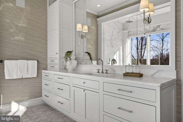 1 FOXTROT KNOLL LN, Middleburg, VA 20117